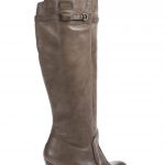 Γυναικεία παπούτσια σε προσφορά