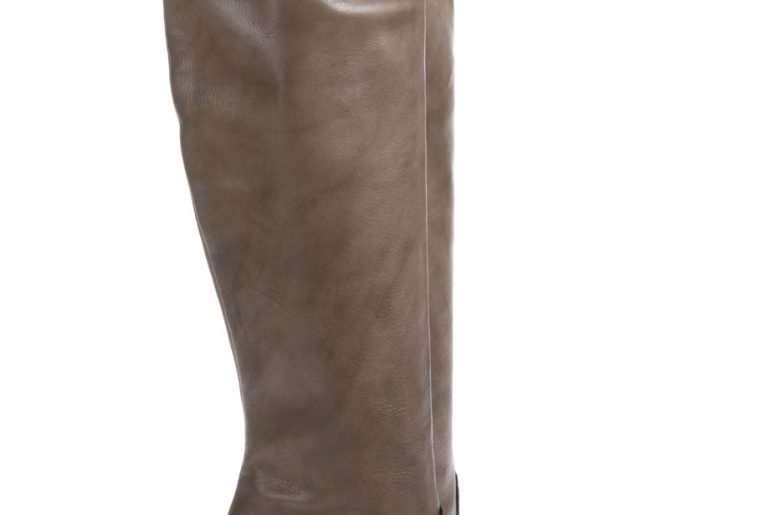 Γυναικεία παπούτσια σε προσφορά