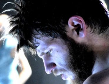 Κερδίστε προσκλήσεις για τη Yasmeen Godder