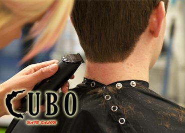 Ανδρικό κούρεμα & θεραπεία στο CUBO Hair Salon με μόλις 10€