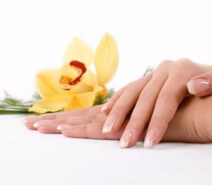 [Θεσσαλονίκη] - Τεχνητά νύχια & Spa Χεριών στο «Περί Όνυξ» με μόλις 19€