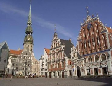 Χριστουγεννιάτικος διαγωνισμός Attirance