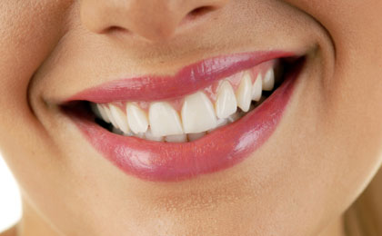 sskalantzis-main Λεύκανση δοντιών με μόλις 150€