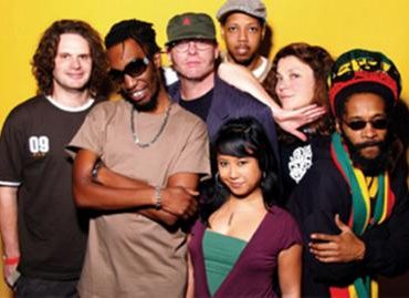 Κερδίστε προσκλήσεις για τους Easy All Stars