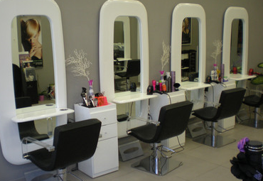 Hair Salon GLAM GLO στην Αγία Παρασκευή