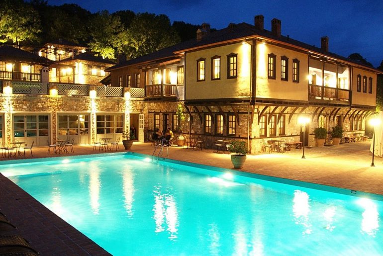 Διαγωνισμός Ekdromi.gr, κερδίστε διακοπές σε Αρκαδία, Καρπενήσι & Πιερία