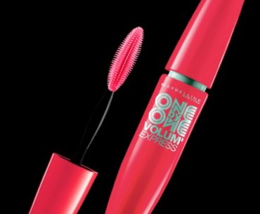 One By One της Maybelline