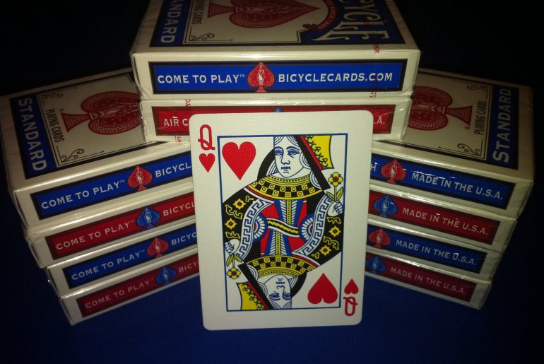 Διαγωνισμός ntamakoupa.com με δώρο 10 τράπουλες bicycle