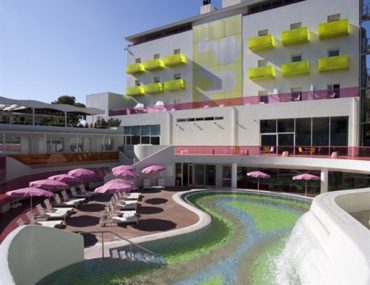 Διαγωνισμός In.gr με δώρο ένα σαββατοκύριακο στο Ξενοδοχείο Semiramis στην Κηφισιά