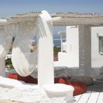 Διαγωνισμός glamourmagazine.gr, κερδίστε 2 διανυκτερεύσεις για 2 τυχερά ζευγάρια στο Ostraco Suites στη Μύκονο