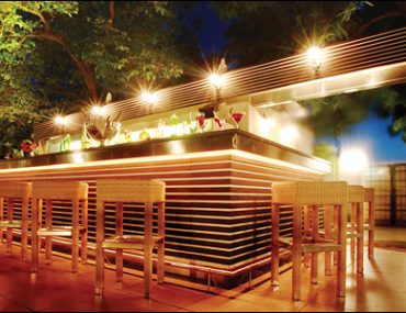 Διαγωνισμός in2life.gr με δώρο τραπέζι για 4 άτομα στο ατμοσφαιρικό Aegli Garden