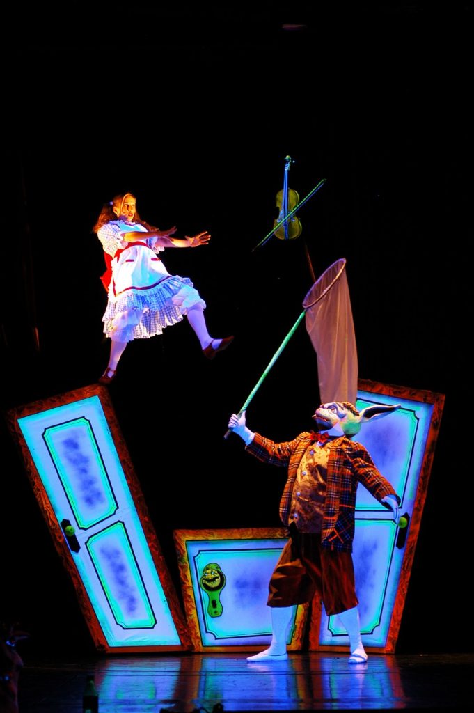 Κερδίστε 10 διπλές προσκλήσεις για το Μαύρο Θέατρο της Πράγας από το newsbeast.gr