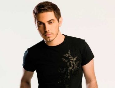 Κερδίστε προσκλήσεις για τη συναυλία του Μιχάλη Χατζηγιάννη στο Λυκαβηττό