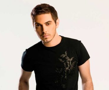 Κερδίστε προσκλήσεις για τη συναυλία του Μιχάλη Χατζηγιάννη στο Λυκαβηττό