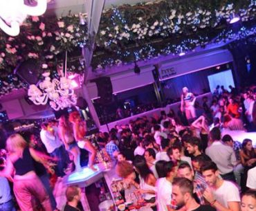 Διαγωνισμός MAD με δώρο φαγητό + ποτό στο Villa Mercedes