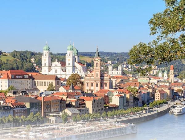 Διαγωνισμός McARTHURGLEN με δώρο ένα 3ήμερο ταξίδι στη Βιέννη