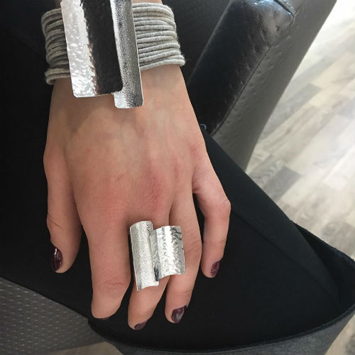 Διαγωνισμός cibrato.gr με δώρο βραχιόλι και σφυρήλατο μεταλλικό δαχτυλίδι