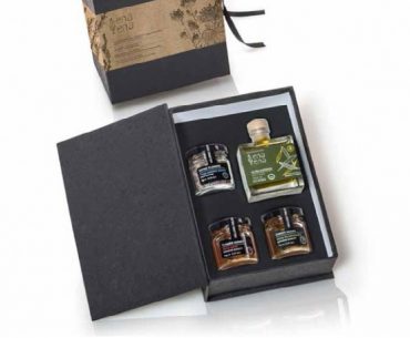 Anoigma Kasetina 575x638