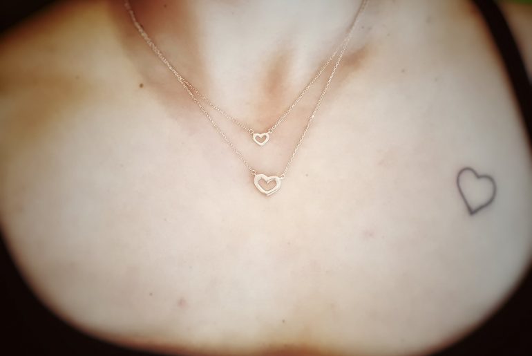 κολιέ καρδούλες από ασήμι 9.25 με ροζ επιχρυσωμα.