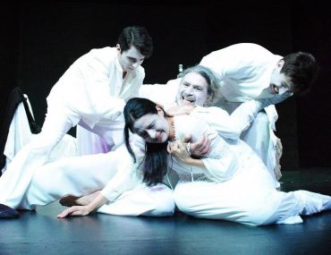 To Teleftaio Paixnidi