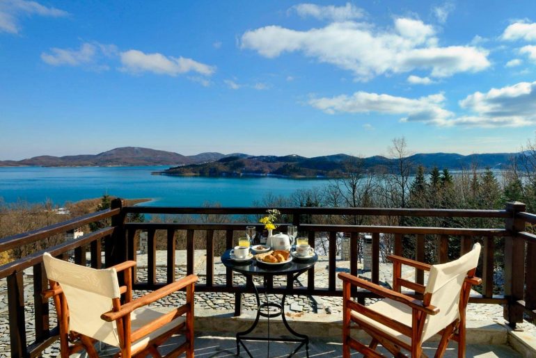 Σούπερ διαγωνισμός από το Naiades Hotel Resort & Conference στη Λίμνη Πλαστήρα