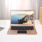 Κερδίστε το Pink Gold Laptop που λάτρεψαν οι γυναίκες