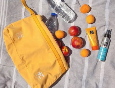 Διαγωνισμός Apivita με δώρο 3 set για την παραλία