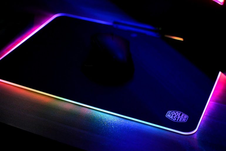 Διαγωνισμός Rgb Mouse Pad  The Addictioners