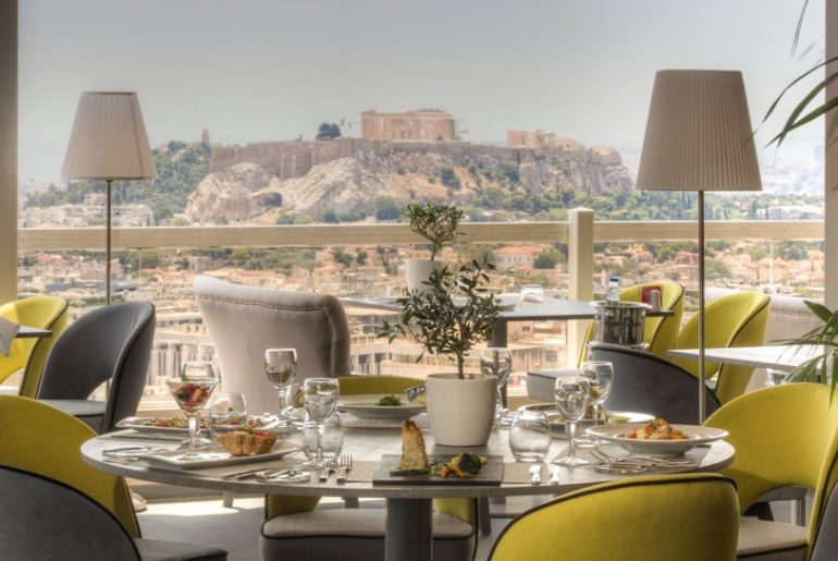 Διαγωνισμός monopoli.gr με δώρο γεύμα για 2 στο St.George Lycabettus