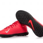 Nike Podosfairika Papoutsia