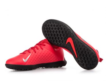 Nike Podosfairika Papoutsia