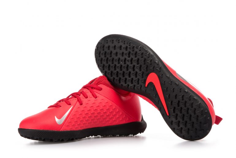 Nike Podosfairika Papoutsia