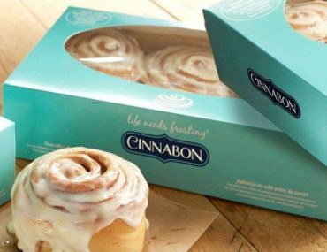 Cinnabon Greece