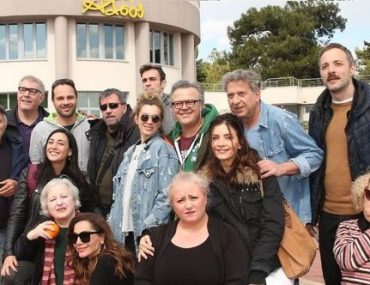 Main To Diko Mas Cinema 570