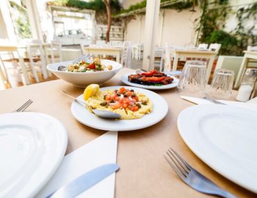 Διαγωνισμός monopoli.gr με δώρο γεύμα για 2 στην ιστορική ταβέρνα «Βυρίνης»