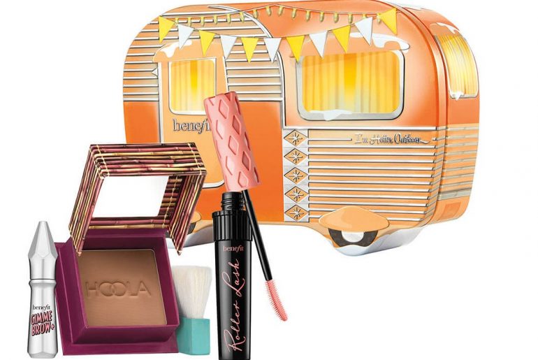 Διαγωνισμός beautyblog.gr με δώρο xmas gift box της Benefit