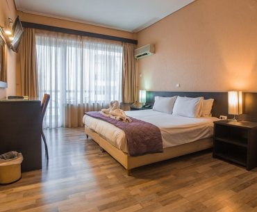 Johns Hotel Dwmatio Diagwnismos Egnomi 215