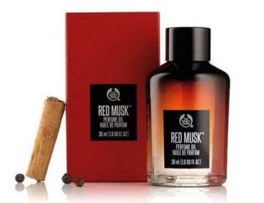 Red Muskperfume Oil Open 450x450